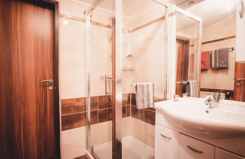 Lackenhof Apartment | Apartment ∙ 2 bedrooms ∙ 5 guests