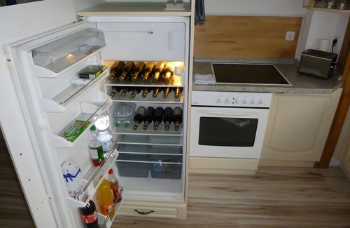 Kemmern Apartment | Apartment 'A Casa Alfred Kemmern - Neu' with Shared Terrace, Wi-Fi and Air Conditioning