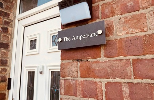 Heaton Apartment | Apartment close to city amenities