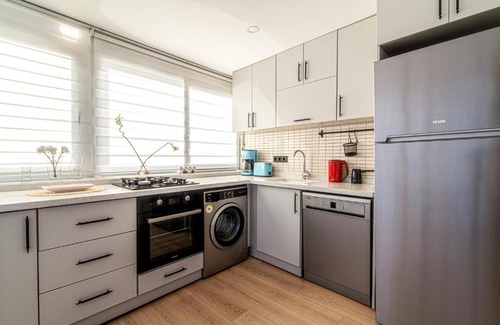 Aksaray Apartment | Apartment Close to Yenikapi Marmaray Station-1