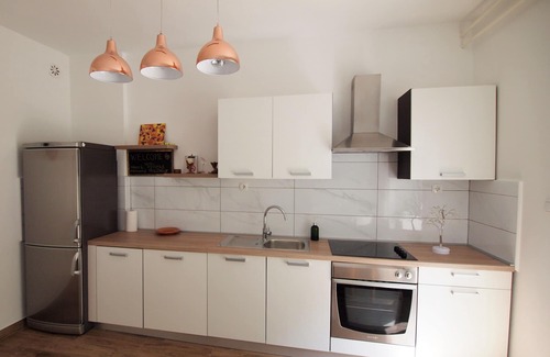 Rogaska Slatina Apartment | Apartment Fani in the Center of Rogaška Slatina, walk to the Spas!