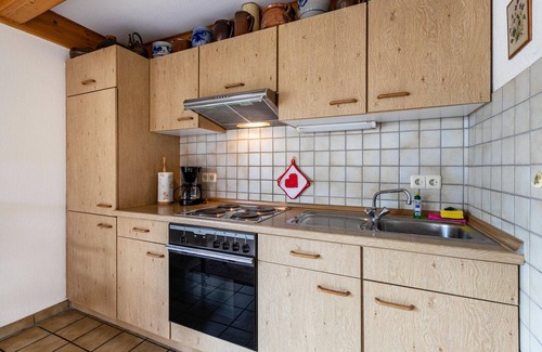 Langenhorn Apartment | Apartment 'Ferienhaus Nicolaisen' with Private Terrace, Shared Garden and Wi-Fi