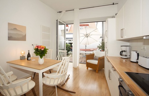 Bamberg Apartment | Apartment 'Fewo Romeo Und Julia' with Private Terrace and Wi-Fi