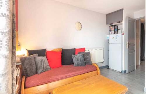 Saint-Sorlin-d'Arves Apartment | Apartment in Saint-Sorlin near Ski Resort