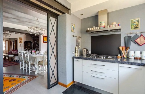 Palermo Apartment | Apartment Giulia is a Luxurious and Spacious Apartment Near Teatro Massimo