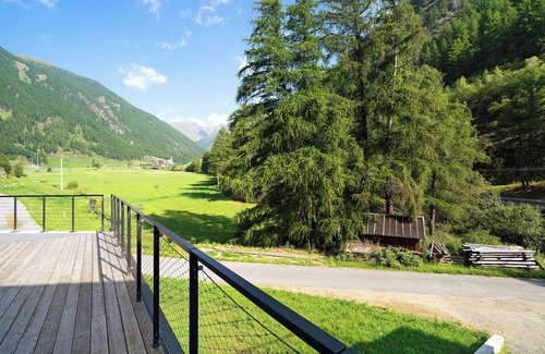 Madonna di Senales Apartment | Apartment 'Haus 191' with Mountain View, Private Terrace and Wi-Fi