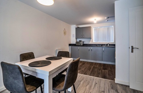 Perry Barr Apartment | Apartment in Birmingham near Bullring