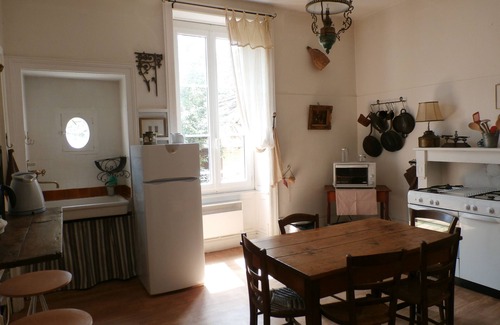 Gray Apartment | Apartment In Gray, Nr. Dijon, Burgundy, France