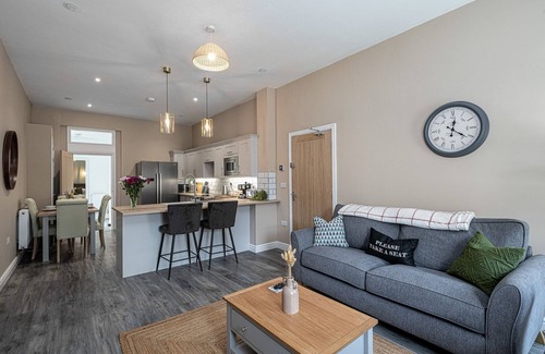 Rhyd-y-clafdy Apartment | Apartment in Pwllheli near Blue Flag Beaches