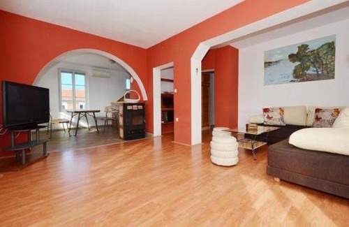 Trogir Apartment | Apartment in Trogir with sea view, terrace, air conditioning, W-LAN 5065-1