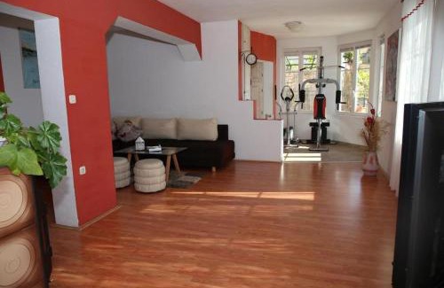 Trogir Apartment | Apartment in Trogir with sea view, terrace, air conditioning, W-LAN 5065-1