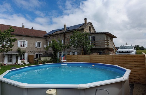 Saint-Agreve Apartment | Apartment "La Salamandre" with Shared Garden, Balcony and Wi-Fi