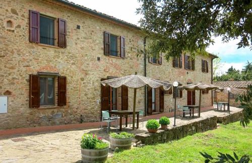 Peccioli Apartment | Apartment Le Palaie - 'Piscina' - PEC205 by Interhome