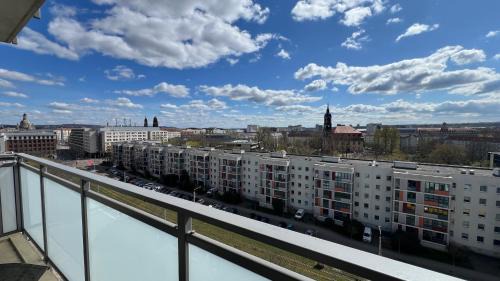 Wilsdruffer Vorstadt/Seevorstadt-West Apartment | Apartment mit Penthouse Charakter in Dresden