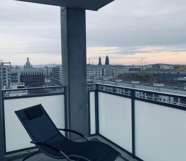 Wilsdruffer Vorstadt/Seevorstadt-West Apartment | Apartment mit Penthouse Charakter in Dresden