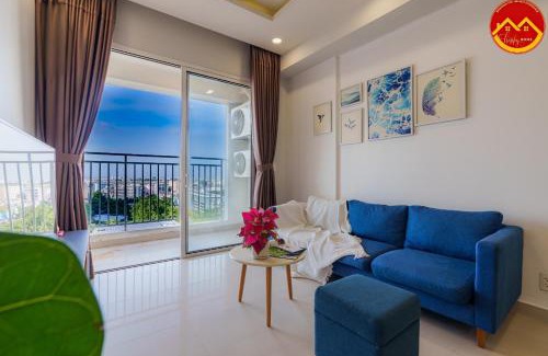 Tan Binh Apartment | Apartment - Near TSN Airport - 2Br 2WC - Luxury
