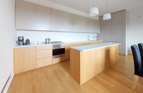 Plaka Apartment | Apartment overlooking the Central Acropolis