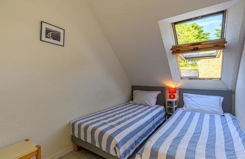 Carnac Apartment | Apartment Plein Océan-2 by Interhome