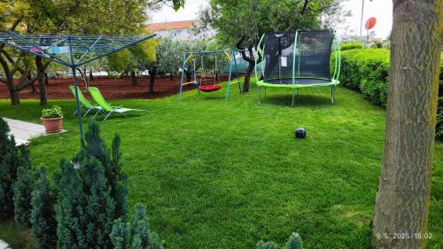 Fazana Apartment | Apartment R & Z-Brand new family apartment with a spacious yard
