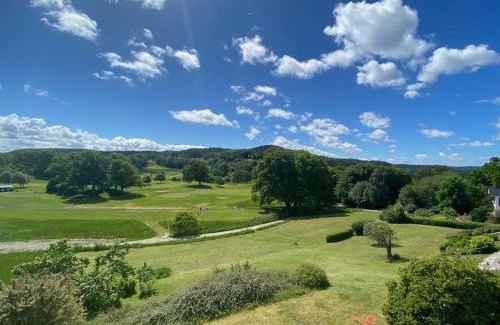 Ljungskile Apartment | Apartment right next to the golf course and with the ocean just around the corner