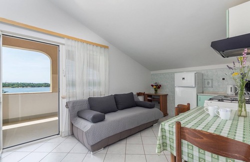 Cervar Apartment | Apartment Saladinka II with sea view 100 m from the beach for 2 persons, near Porec