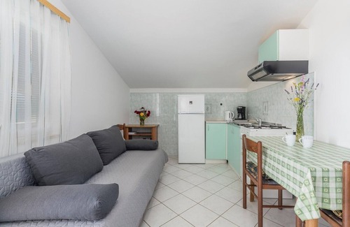 Cervar Apartment | Apartment Saladinka II with sea view 100 m from the beach for 2 persons, near Porec