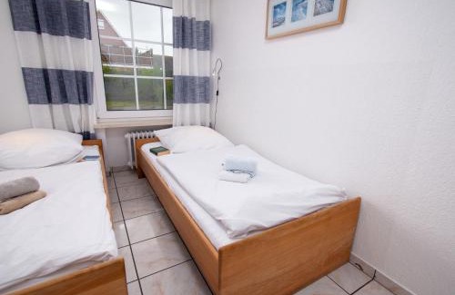 Norddeich Apartment | Apartment Seestern by Interhome
