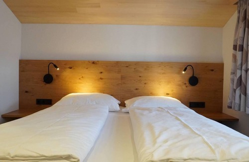 Damuels Bed & Breakfast | Apartment "Village" - Pension Edelweiss Bischof KG