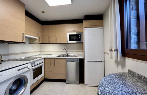 Villanua Apartment | Apartment with private garden