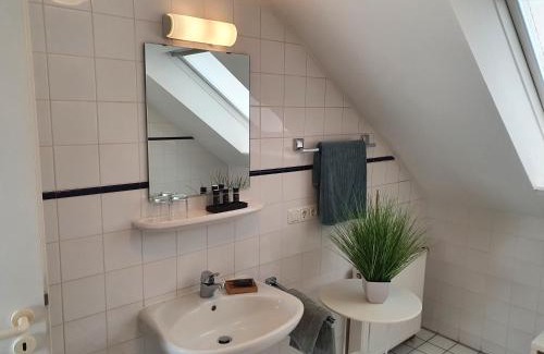 Zentrum-Nordwest Apartment | Apartmenthaus Feuerbach