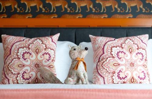 Richmond-upon-Thames Hotel | Apartments at Number 16 - The Jolly Coopers