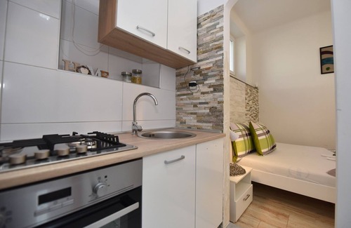 Novalja Hotel | Apartments Smoky