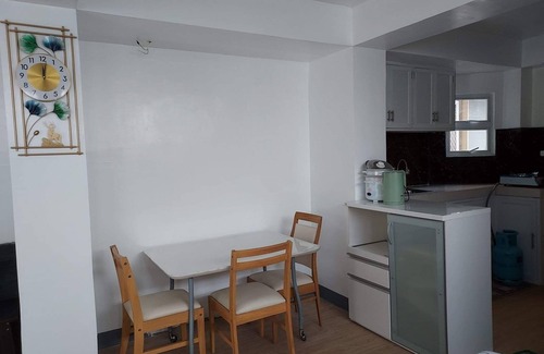 Daet House | ApHeartment-12 min to the beach and Resorts. Close to everything