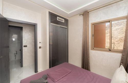 Bin Lkchali Apartment | Appart 3 pièces Prestigieux, Moderne et confort avec vue panoramique au centre victor hugo Gueliz