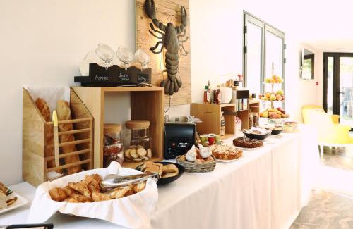 La Penne-sur-Huveaune Hotel | Appart' Hotel La Girafe Marseille Est - Porte d'Aubagne