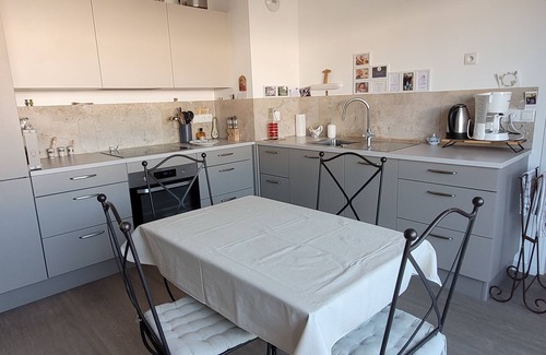 Sene Apartment | Appart T4- 80m2 for 4/6 persons with large terrace 40m2