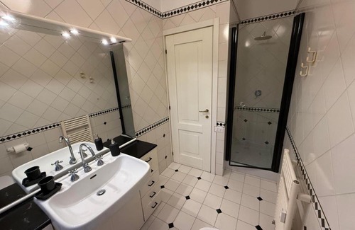 Gioia Apartment | Appartamento ANGERA