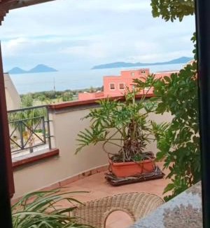 Piraino Apartment | "Appartamento del Mare Gliaca" con vista Isole Eolie,ampia terrazza,wifi e parcheggio gratuito