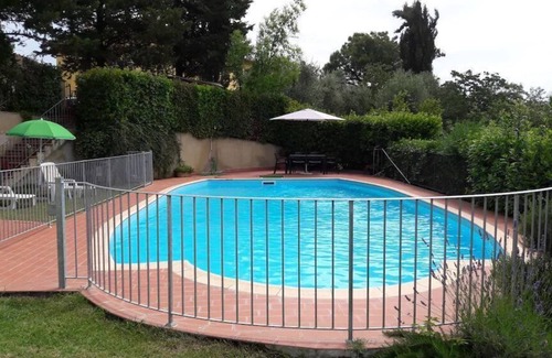 Gambassi Terme Apartment | APPARTAMENTO FRONTE PISCINA CON STUPENDA VISTA SULLA CAMPAGNA TOSCANA