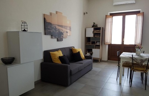 Cabras Apartment | Appartamento Le Terrazze dei Giganti