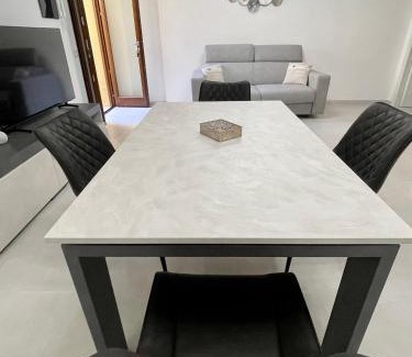 Villasimius Apartment | APPARTAMENTO PICASSO