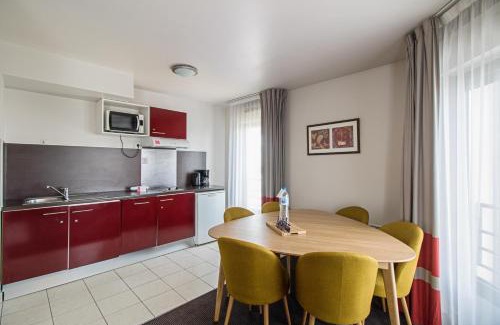 Villejuif Apartment | Appart’City Confort Paris Villejuif