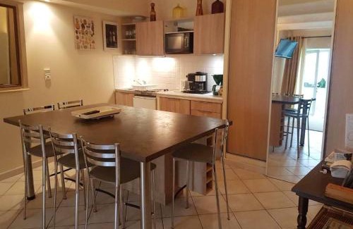 Forcalquier Apartment | Appartement charmant a Forcalquier avec piscine partagee