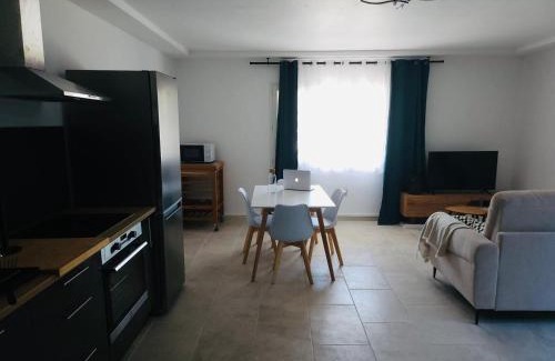 Lemasson Apartment | appartement paisible pour 4 personnes