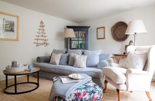 Charlbury House | Apple Store Cottage