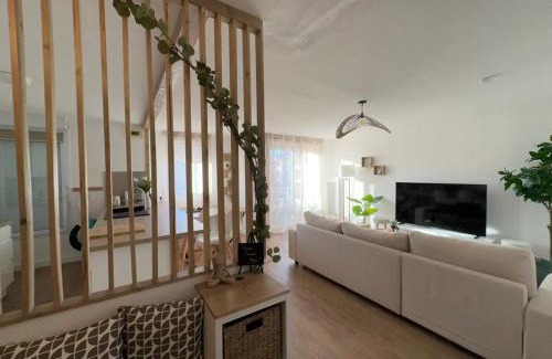 Grenade-sur-Garonne Apartment | Appt entier 85m2 avec 2 chambres dont 1 suite parentale 1 bureau 1 canapé lit piscine