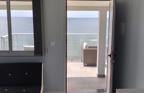 Prazeres Apartment | Apt 'A Gaioa' in 'The Cliff Coast Accomodation'