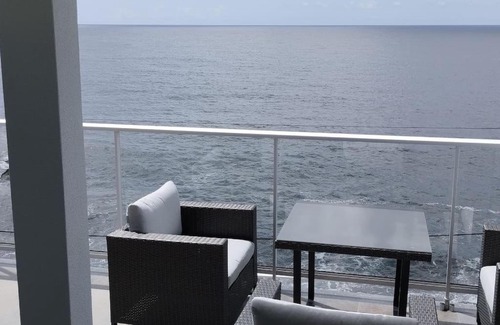 Prazeres Apartment | Apt 'A Gaioa' in 'The Cliff Coast Accomodation'