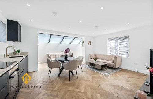 Chiswick Riverside Apartment | Apt1 Exclusive 1bedroom Flat - Chiswick Business Park!