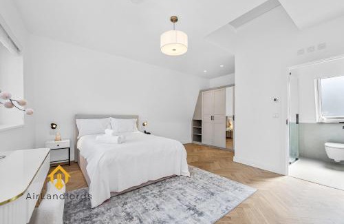 Chiswick Riverside Apartment | Apt1 Exclusive 1bedroom Flat - Chiswick Business Park!